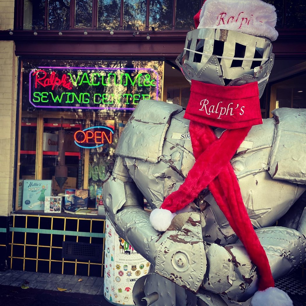 Ralph's Vacuum & Sewing Center 2