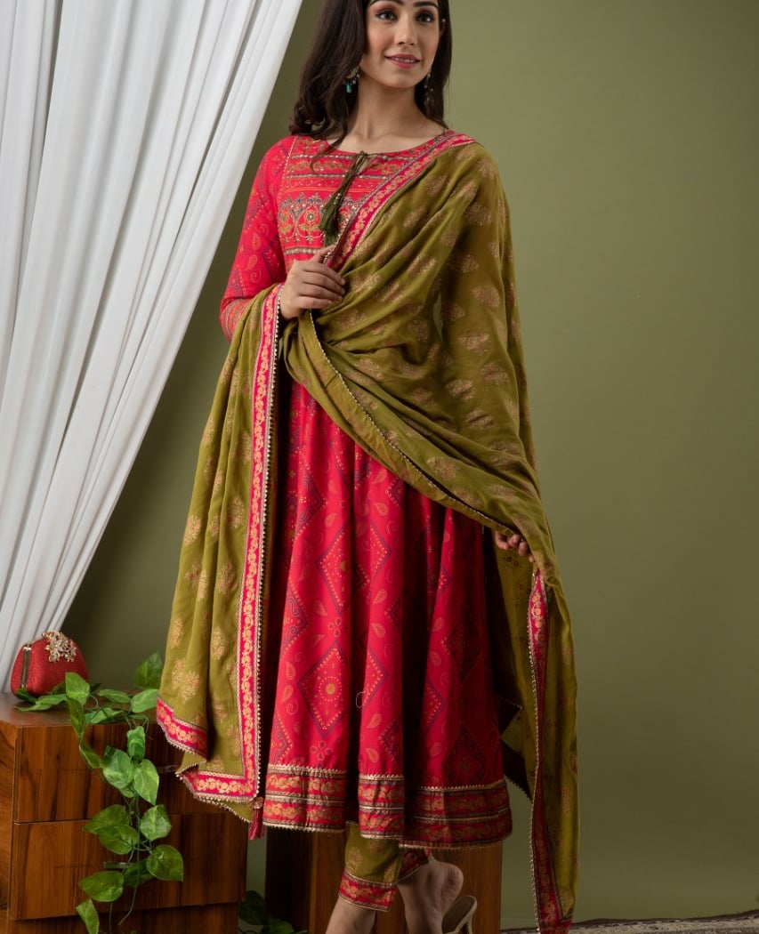 Women's Wear 1
