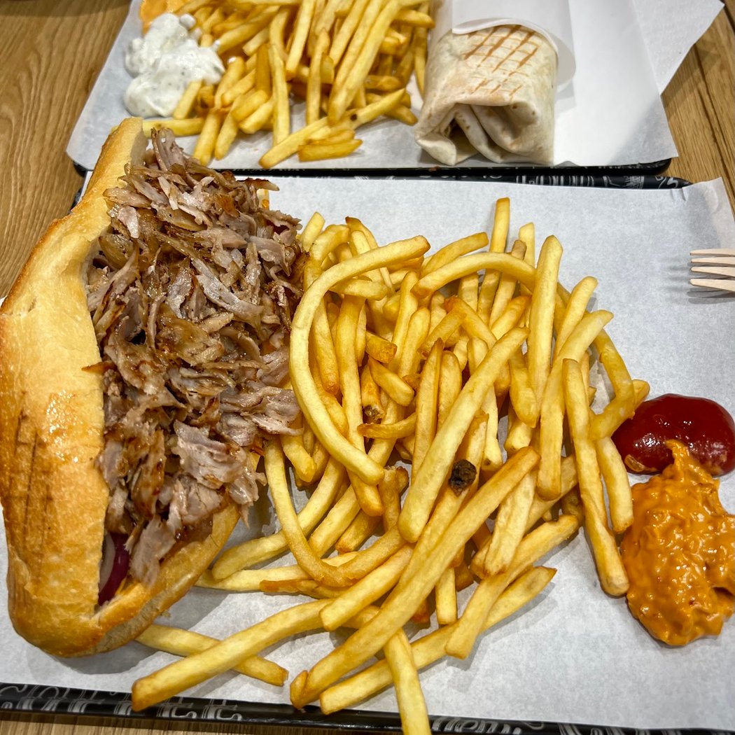 932 MAITRE KEBABIER - AVS 3