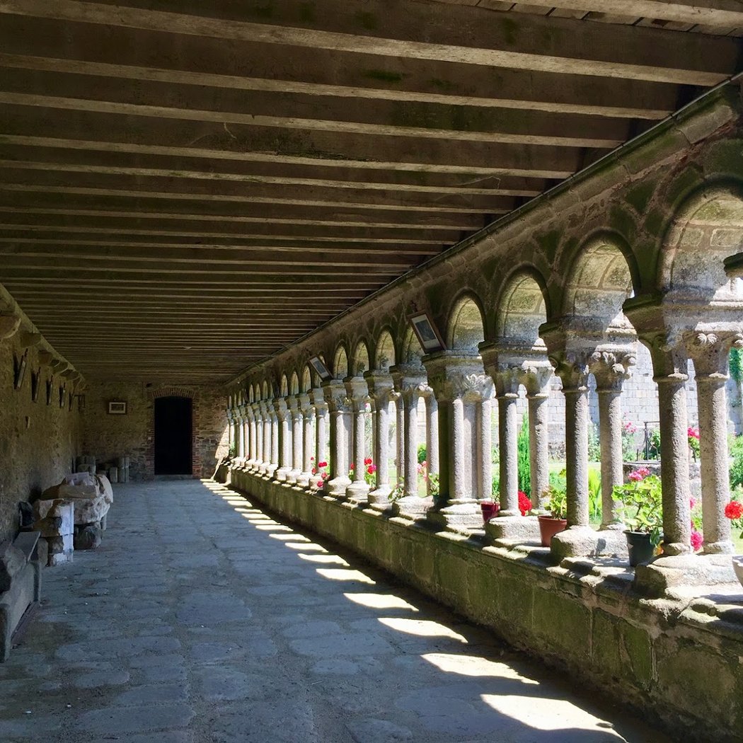 Abbaye Notre-Dame de La Grainetière 3