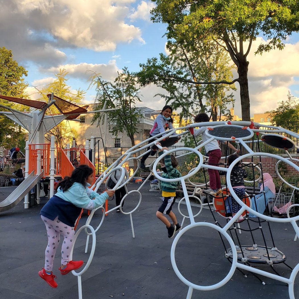 Dutch Kills Playground 1