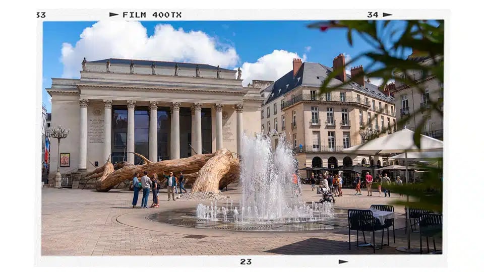 Place Graslin 4