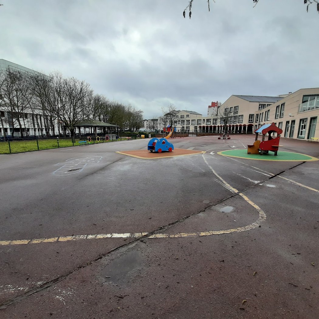School Group Gaston Defferre 3