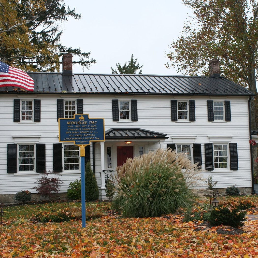 WARWICK'S WHITE HOUSE 1