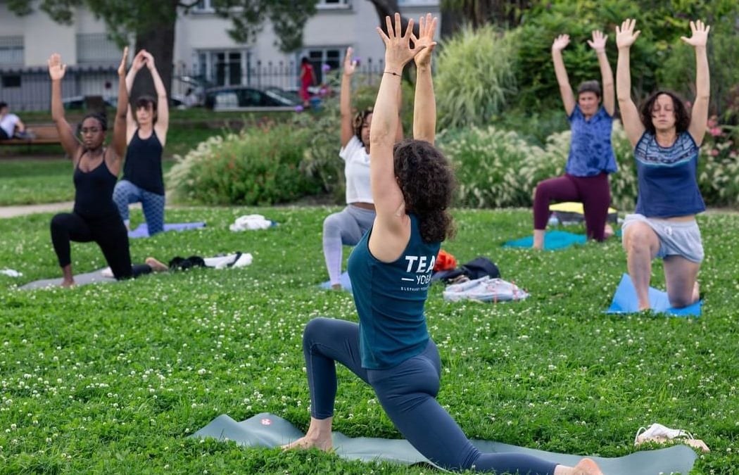 Les Estives: Yoga au parc gratuit