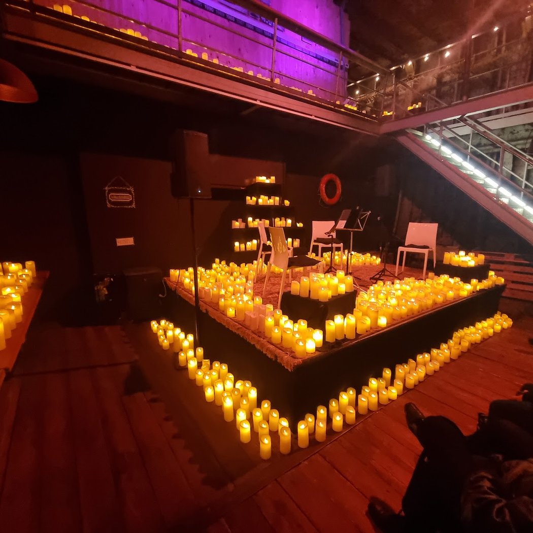 Candlelight: Ed Sheeran & Coldplay 1