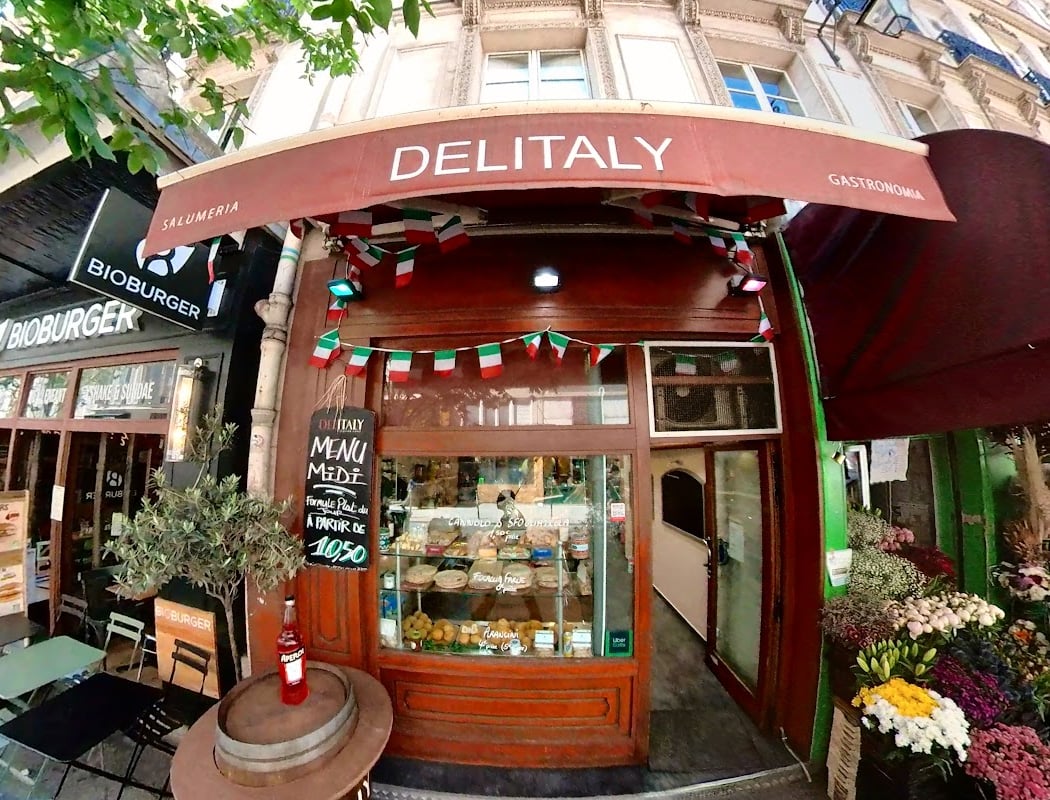 Italian Corner 2