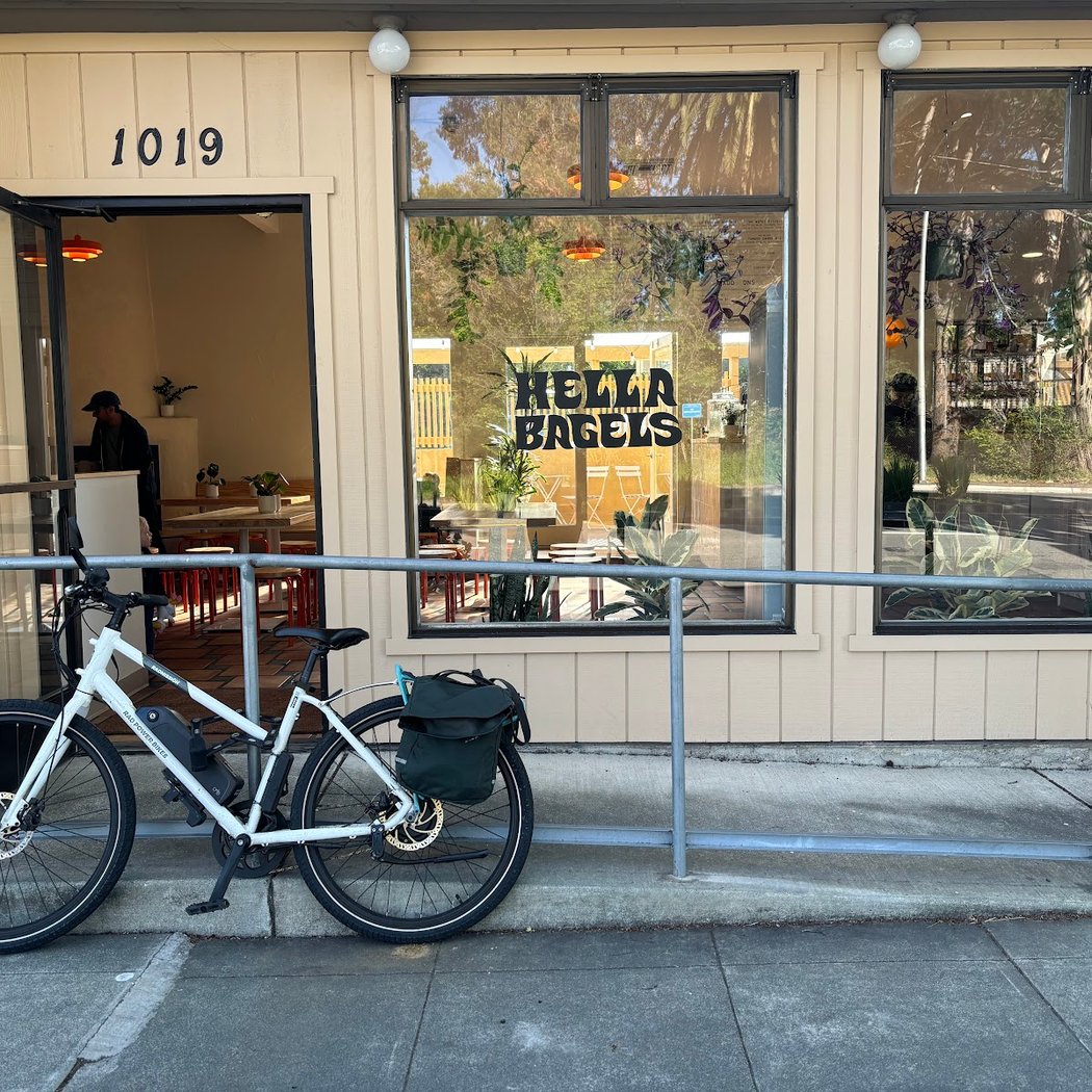 Hella Bagels 3