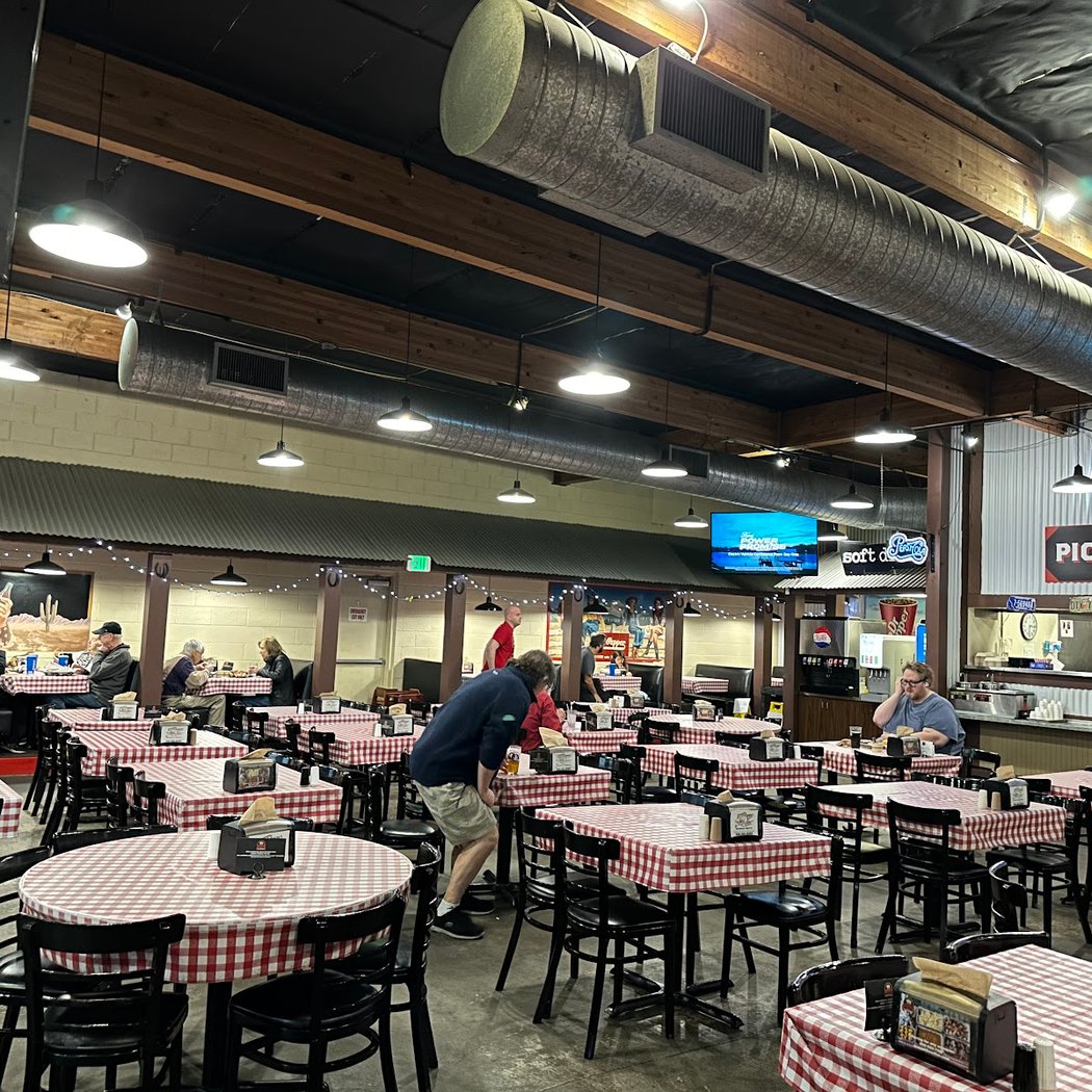 Armadillo Willy's Texas BBQ 4