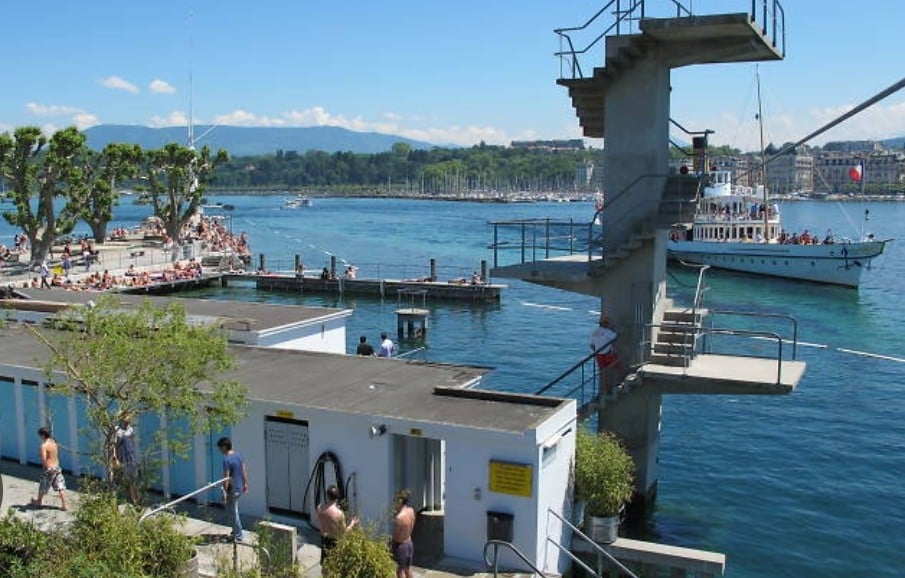 Bains des Pâquis 1