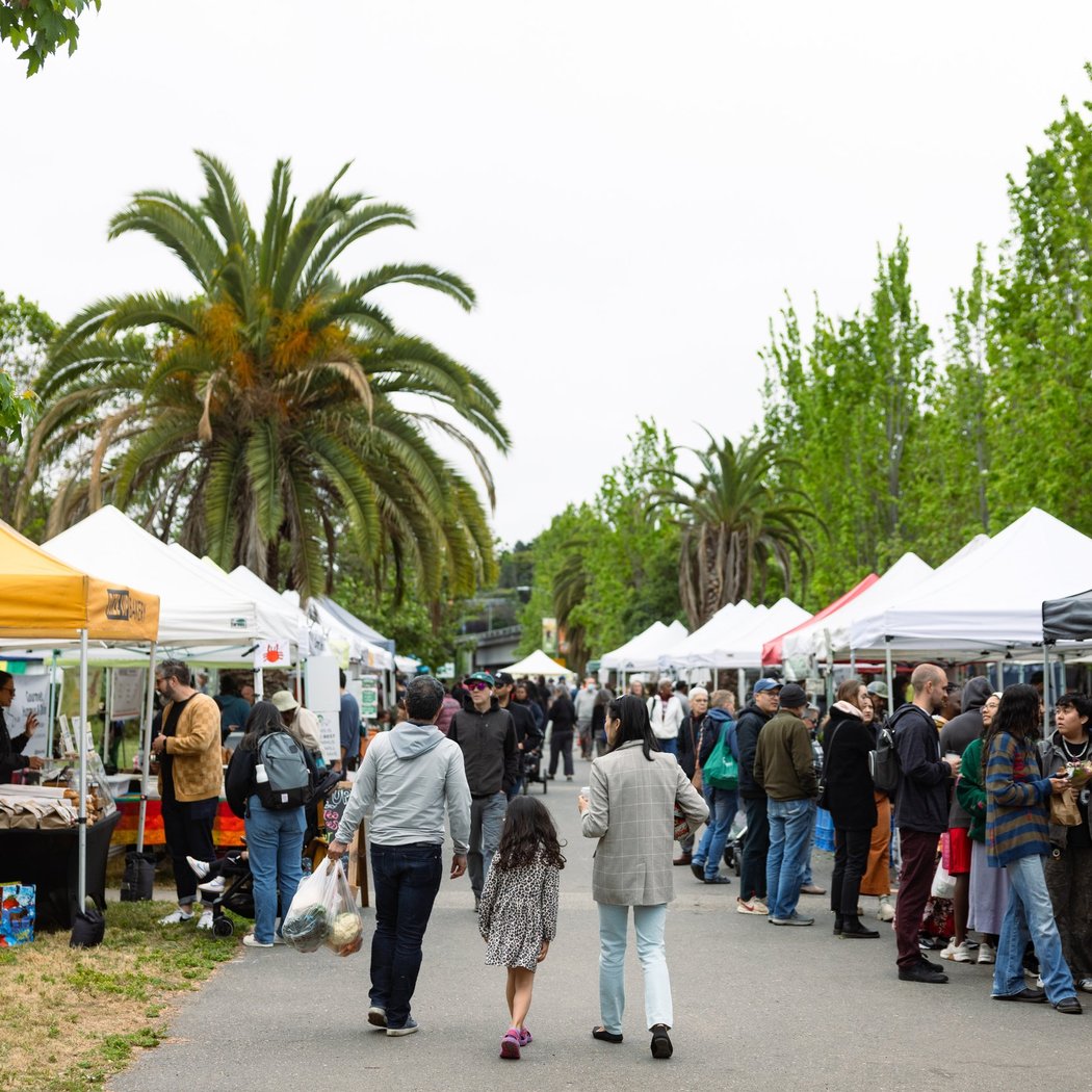 Farmers' Market 1