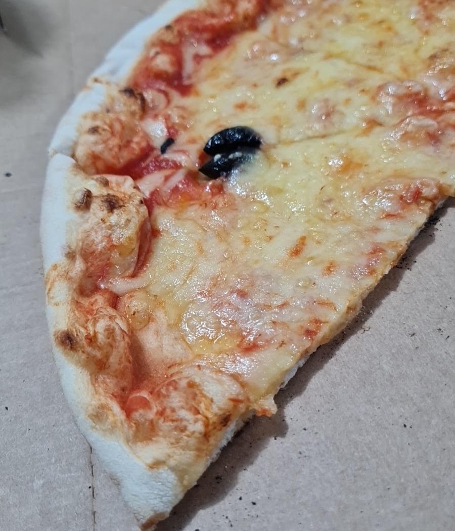 La Tour de Pizze 1