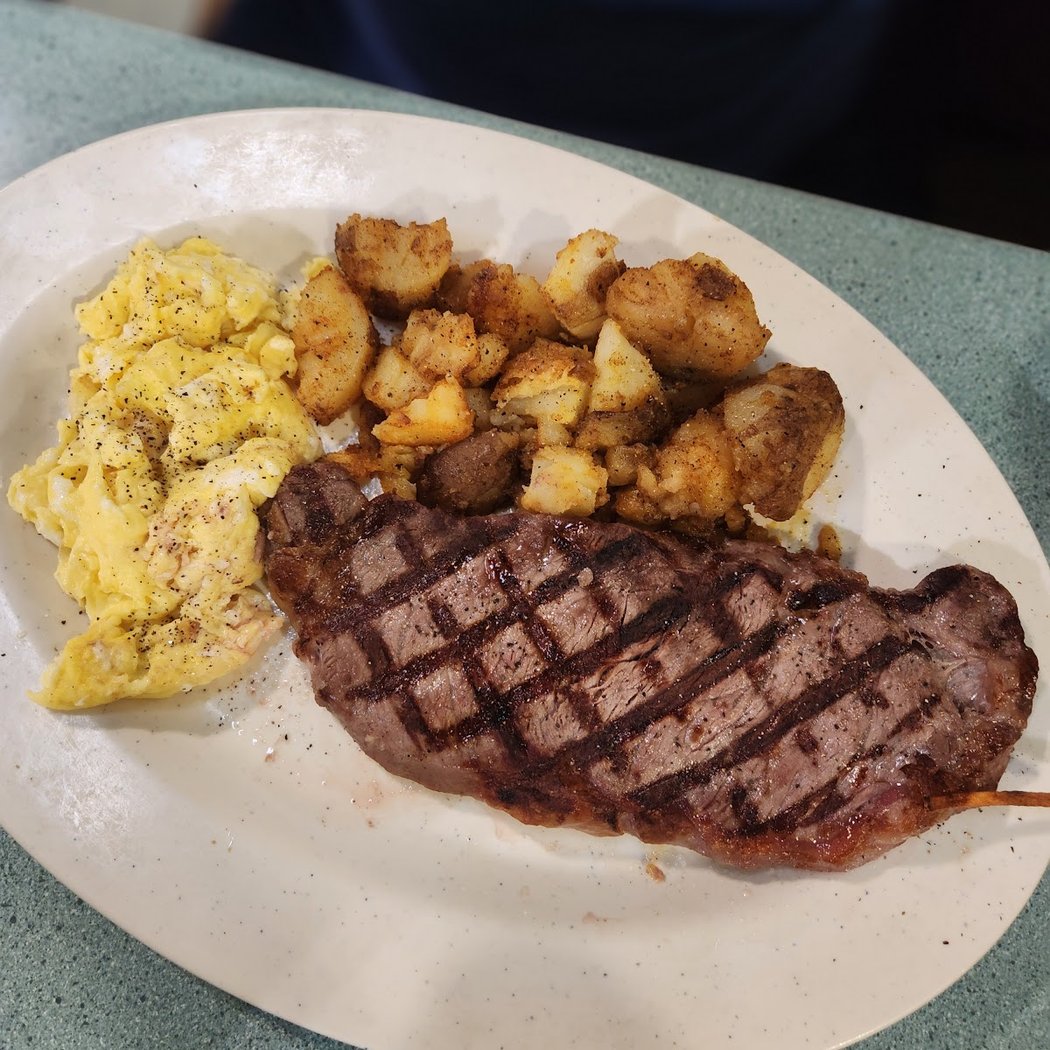 Tennessee Grill 1