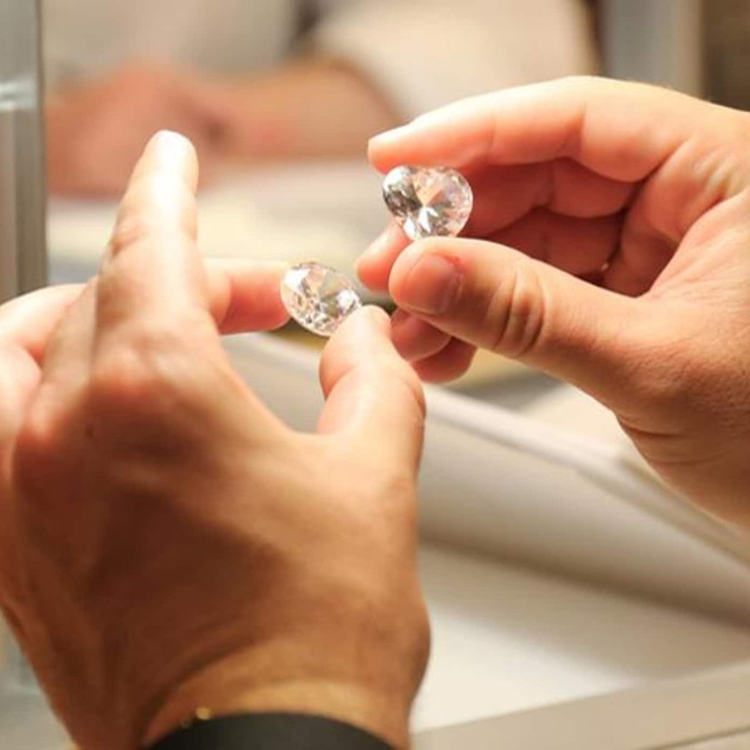 Un amour de bijou : la bague de fiançailles 1