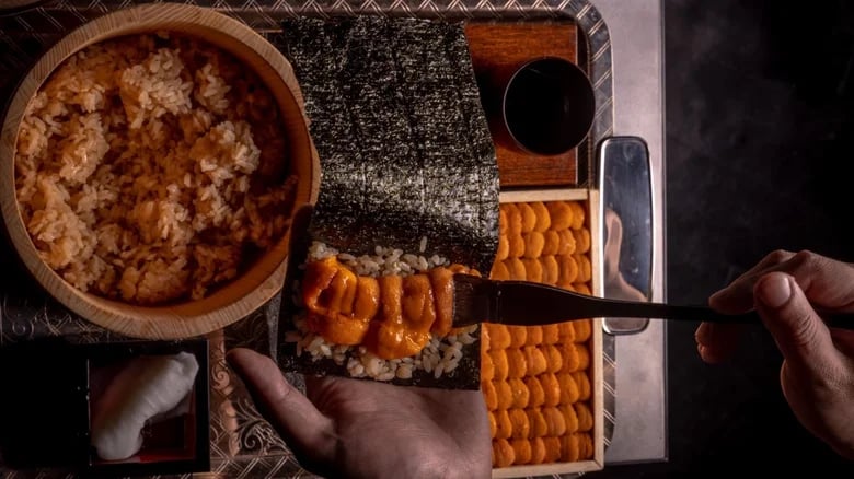 The Hand Roll Bar 1