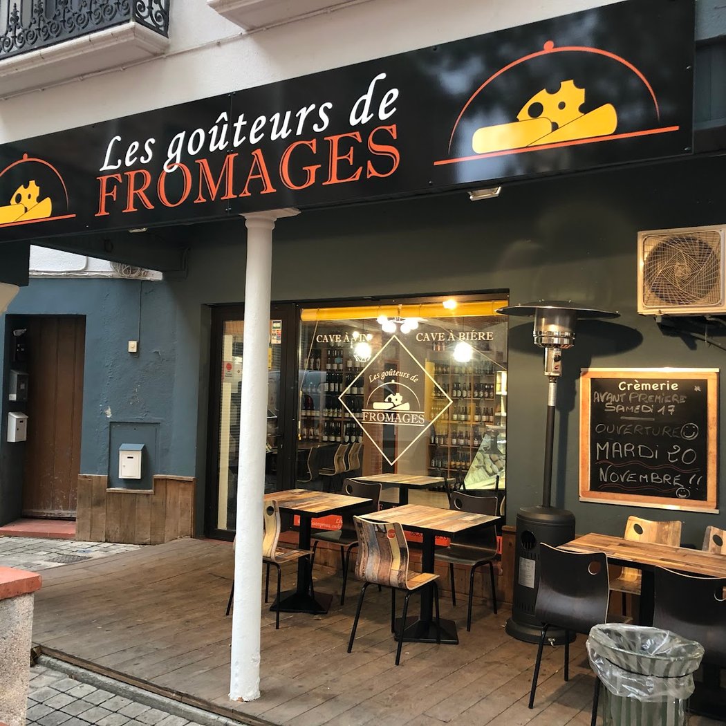 Les goûteurs de FROMAGES Thuir - Crèmerie - fromagerie - Cheese bar à fromages 2