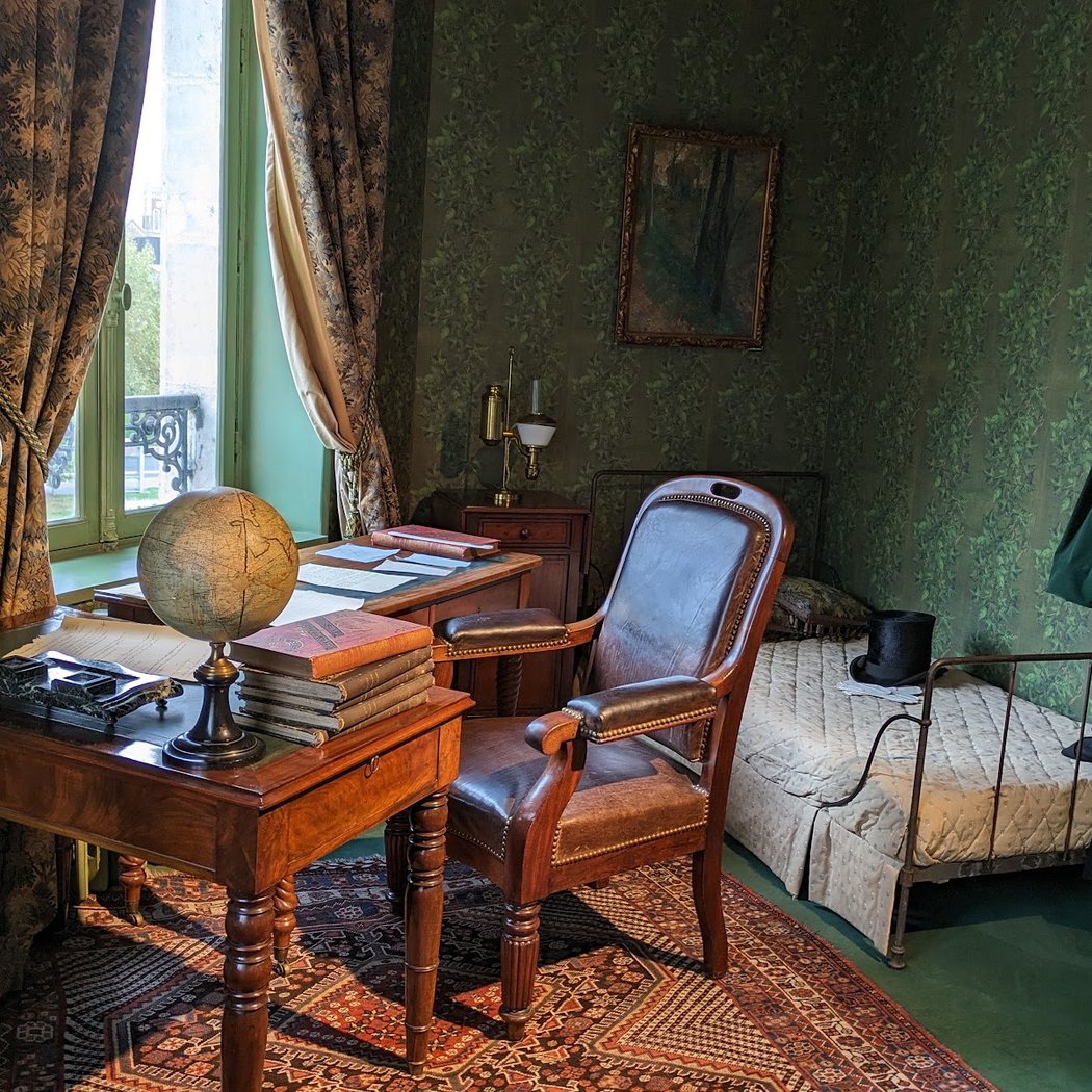 Jules Verne House 3