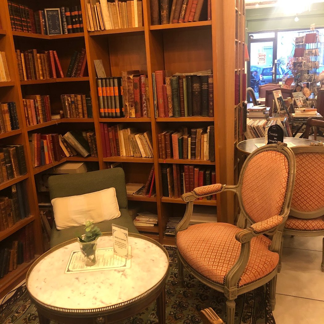 Au comptoir du livre 1