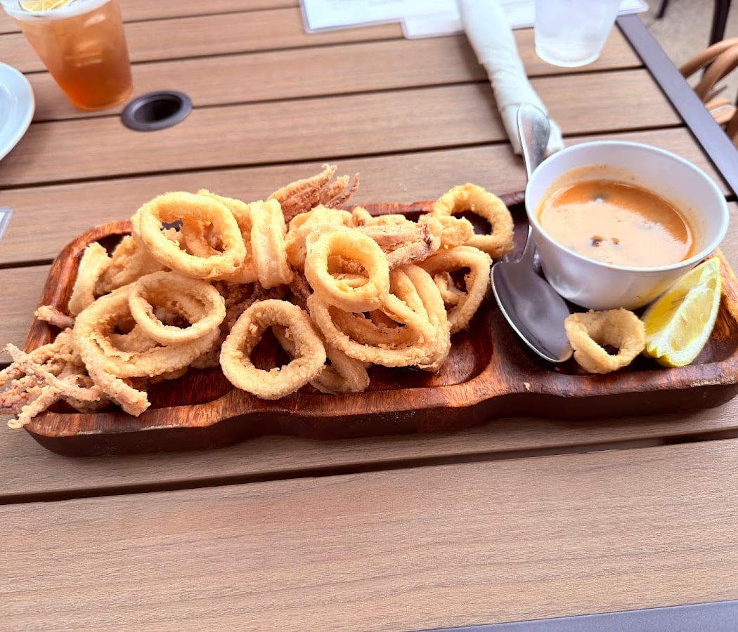 La Lanterna Restaurant Wine & Beer Garden 1