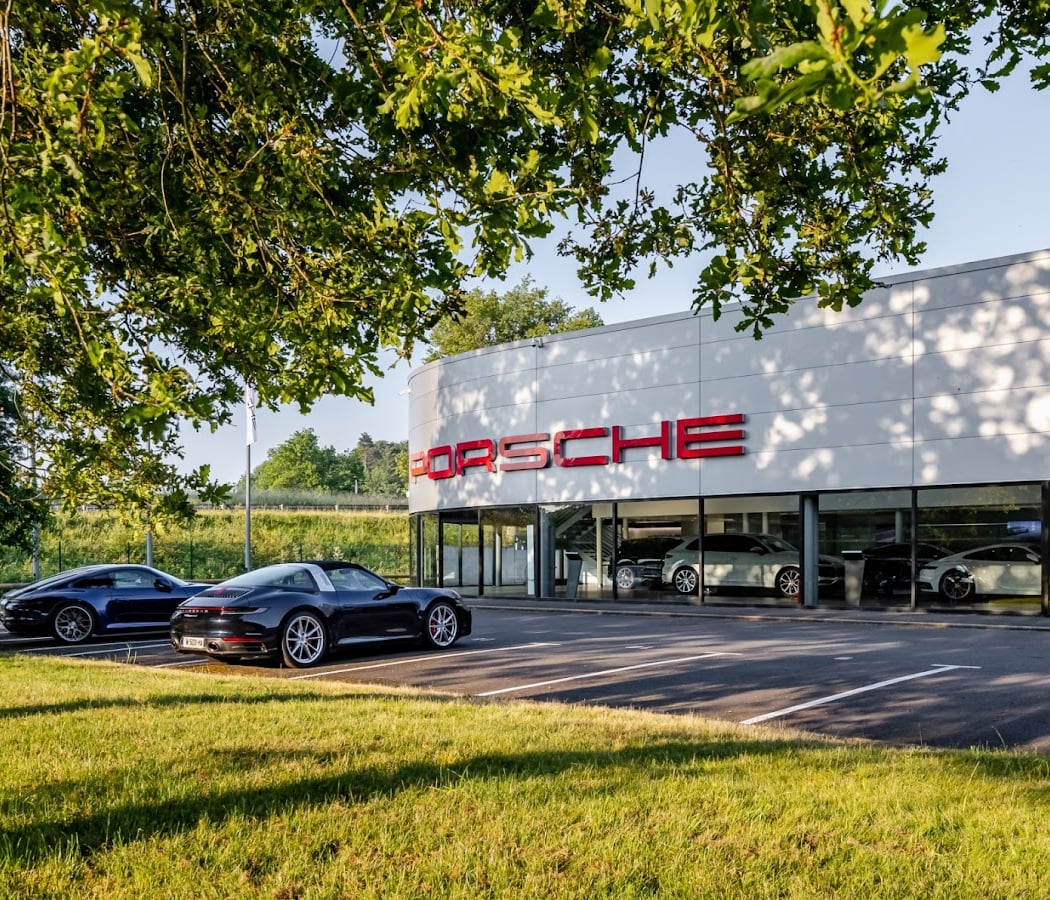 Centre Porsche Nantes 2