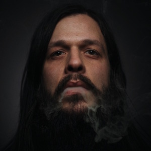 Shawn James with Gravedancer 1