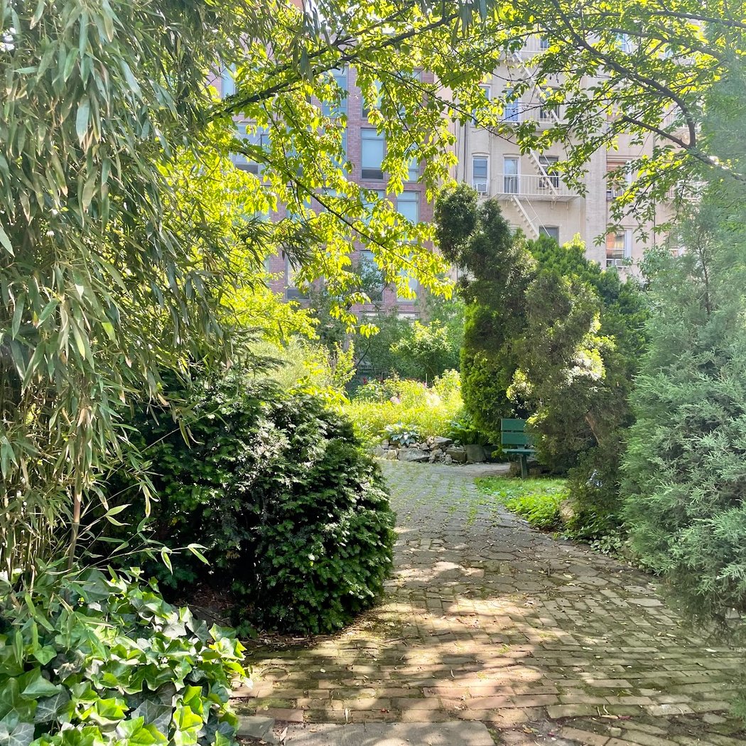 Orchard Alley 1