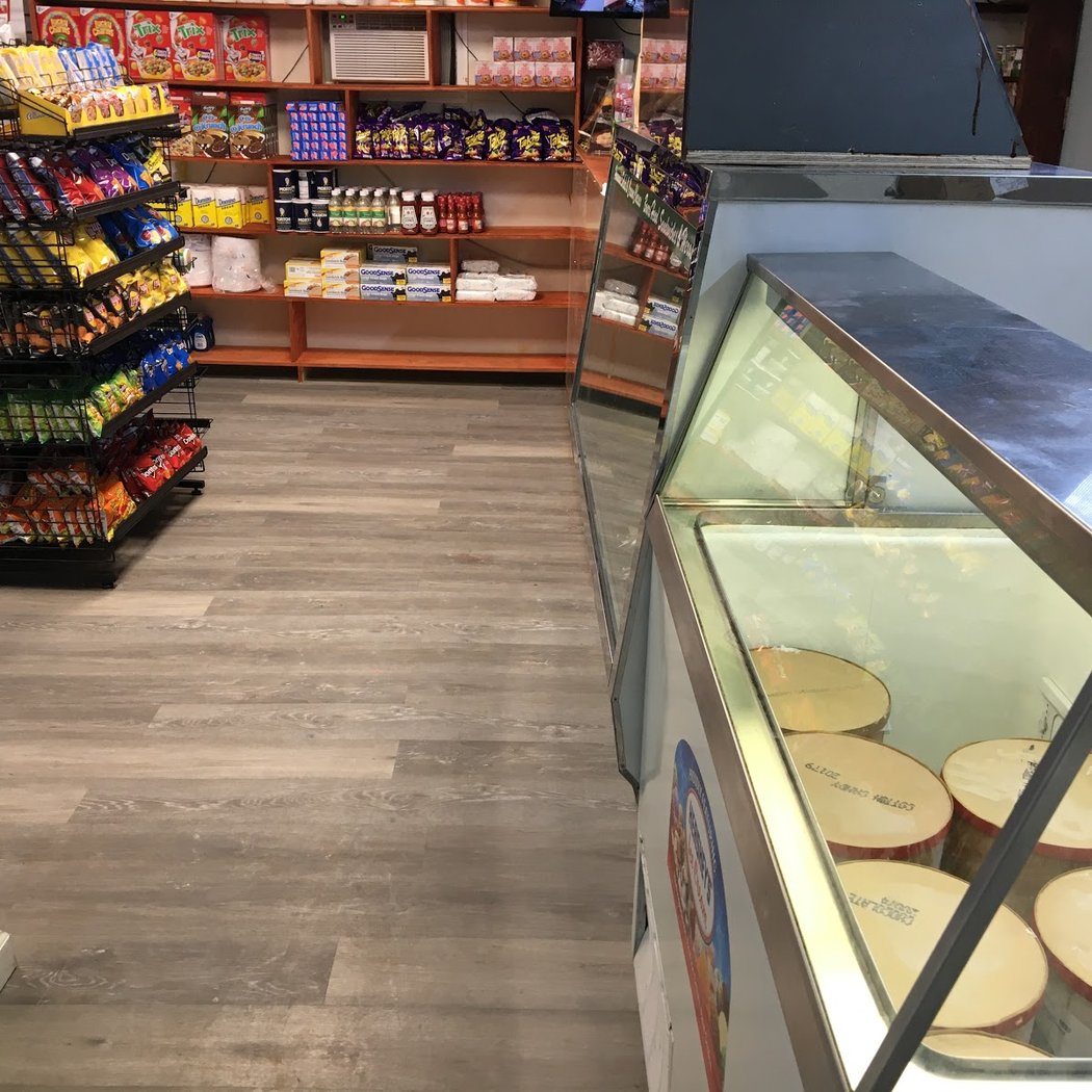 Crown Fried Chicken plus / NY Deli & Cafe 2