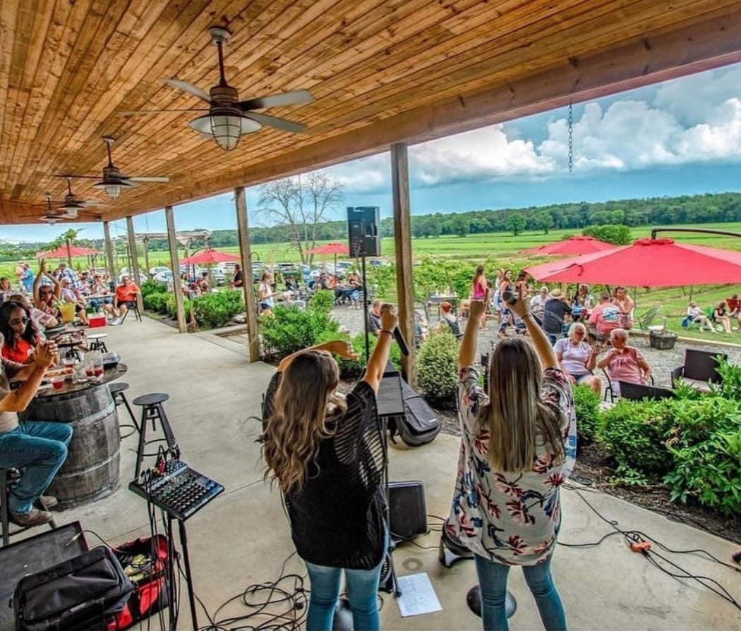 Live Music with Cacy Thomas 2
