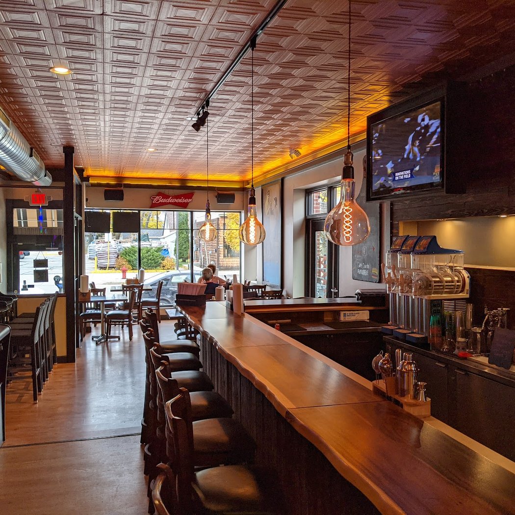 Pop's Burger & Pizza House 2