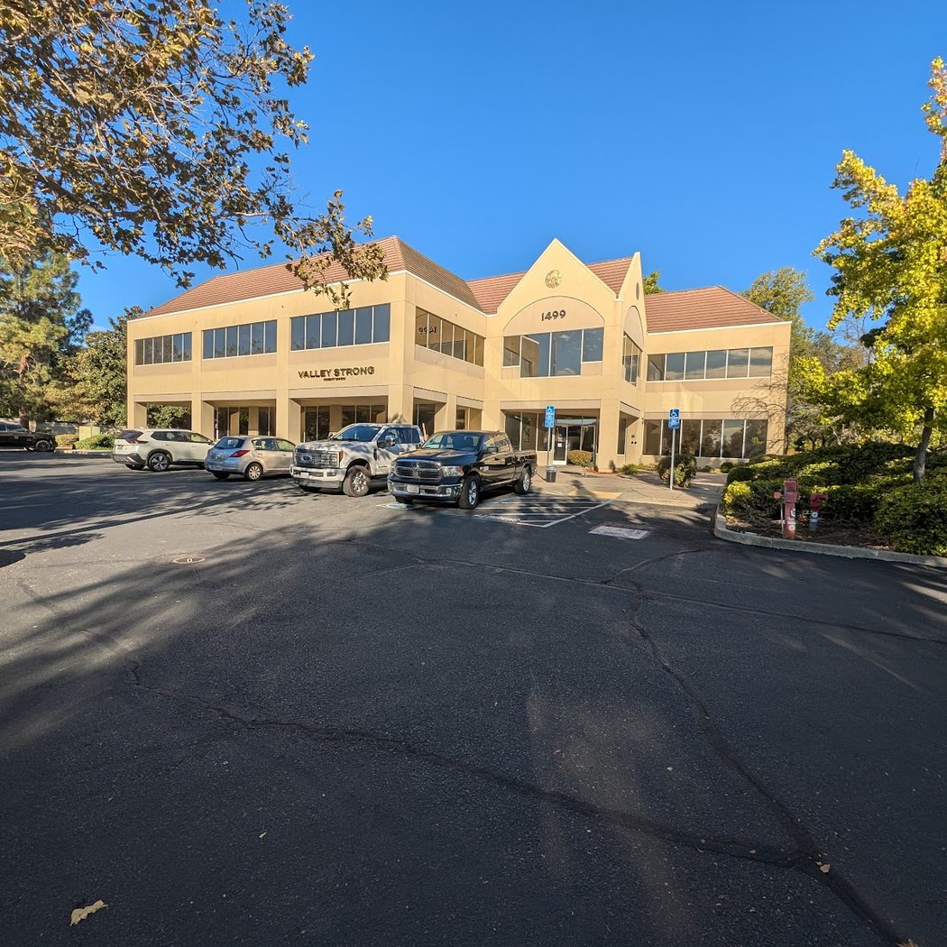 Fairfield West Plaza 1