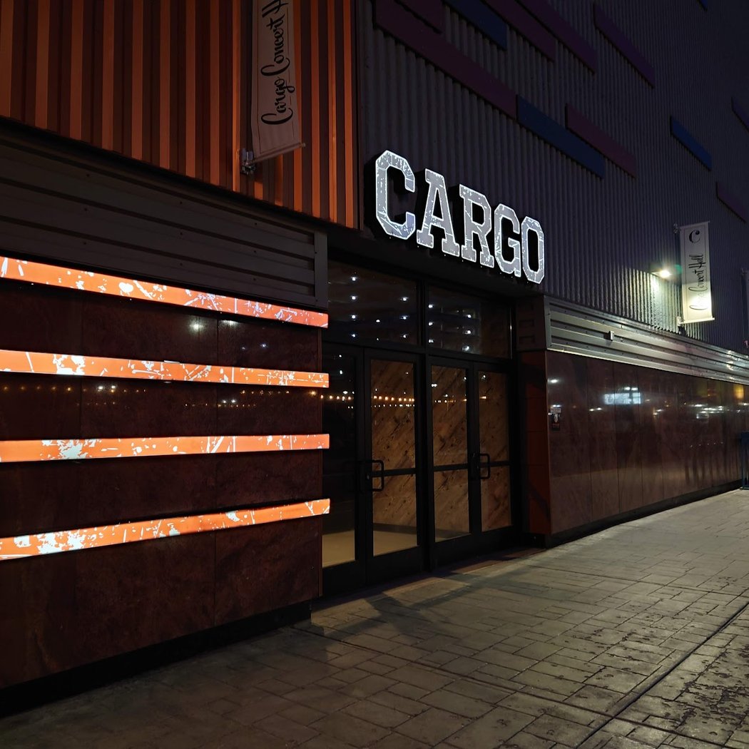 Cargo : Whitney Peak Hotel 2