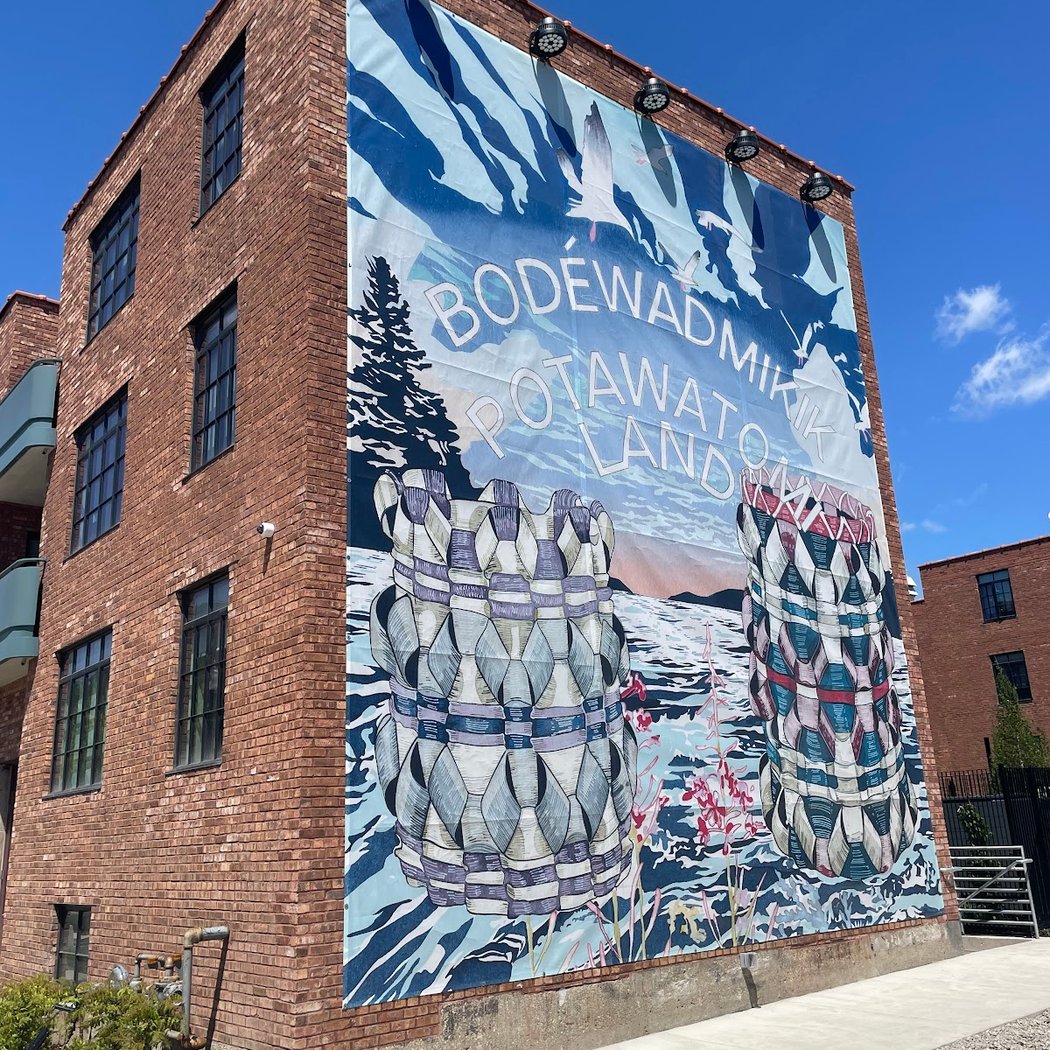 Inside/Outside: The Connection Between Parks, Housing, and Vibrant Communities 4