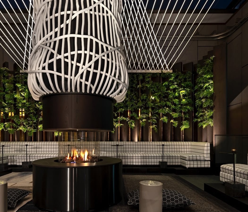 8 at The Londoner 3
