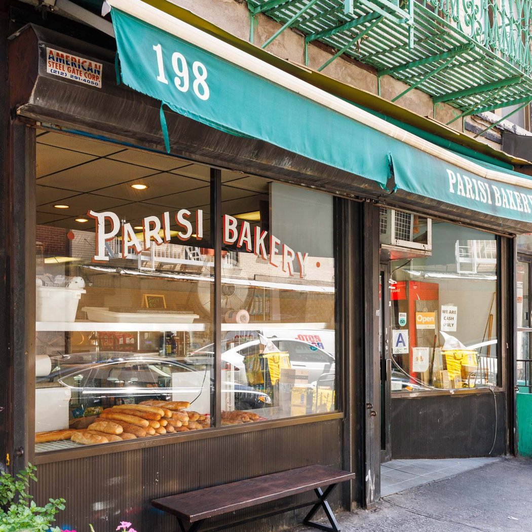Parisi Bakery & Deli 2