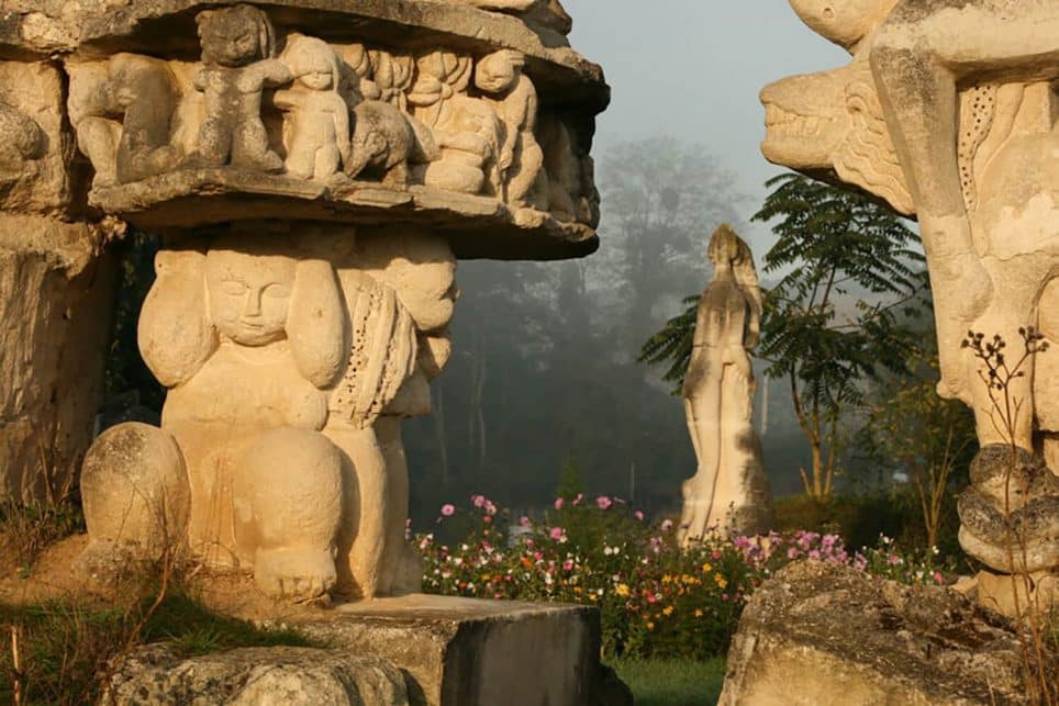 Garden sculptures of Dhuys 1