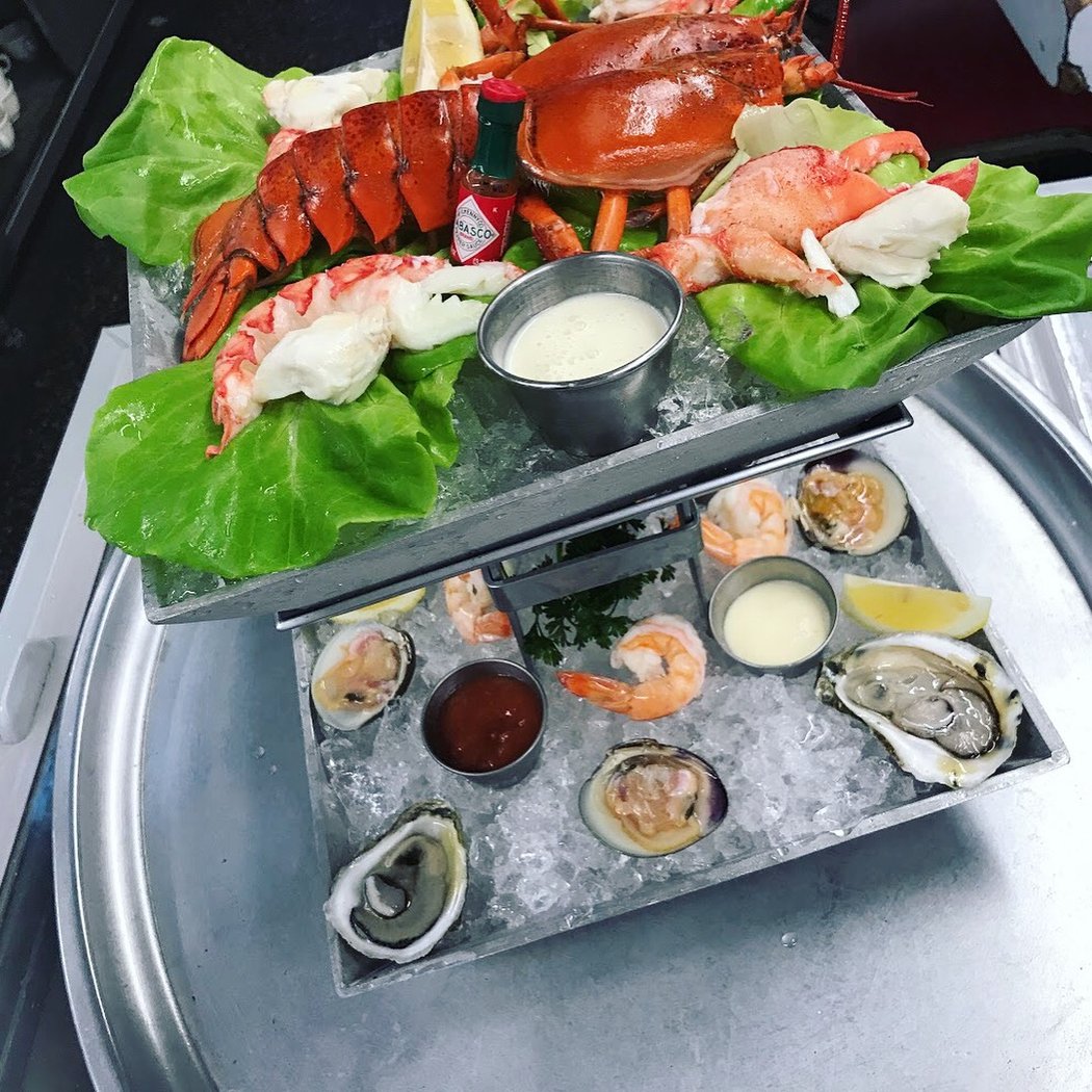 Valentine’s Day – Dinner For Two 1