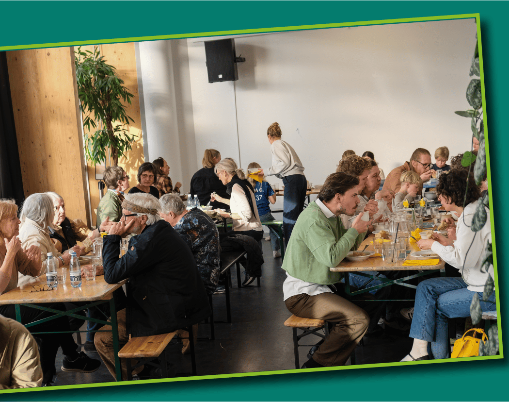 Fællesspisning i Prismen X workshop med Tala 1