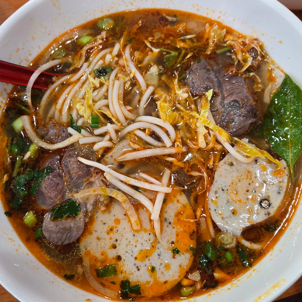 Pho Lan Noodles House 1