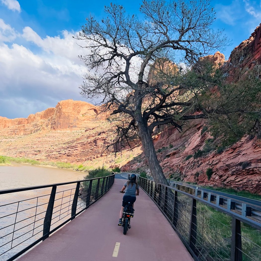 Moab Canyon Pathway 2