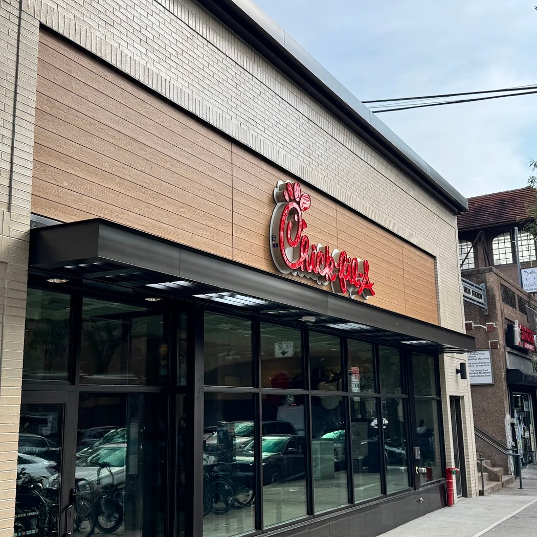 Chick-fil-A Forest Hills Opening Celebration 2