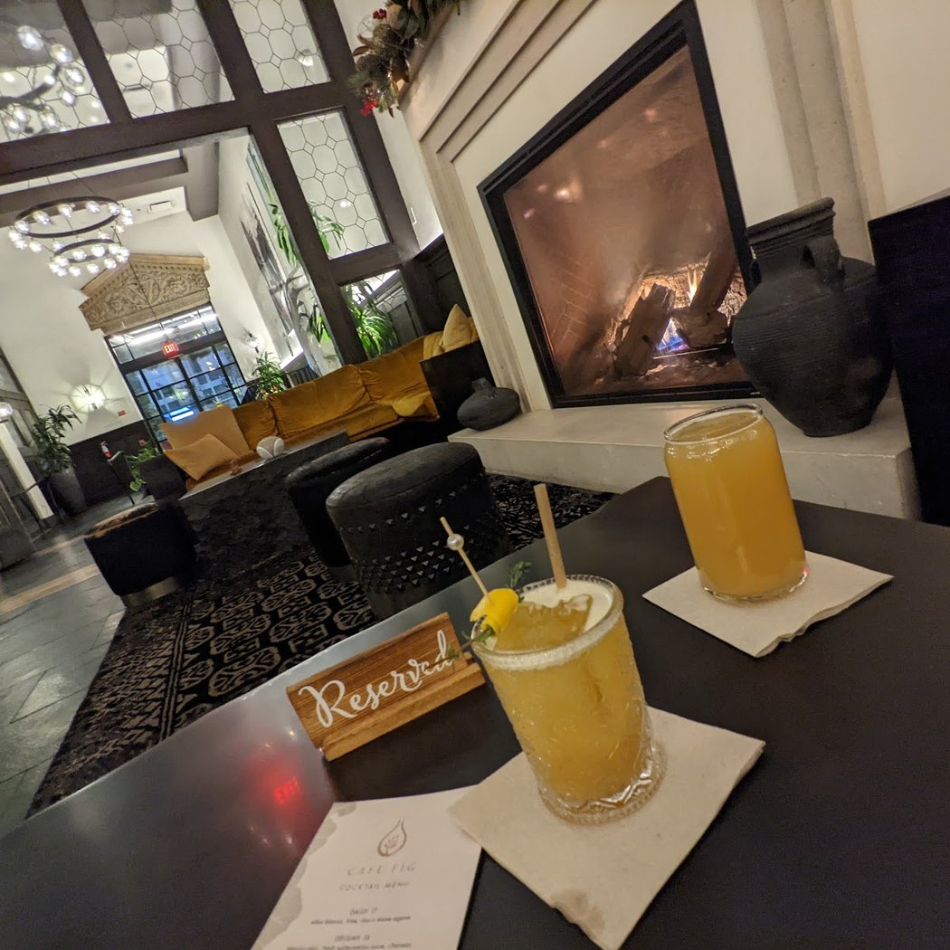 Bar Figueroa 2