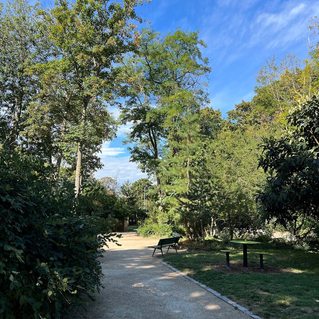 Général-Anselin Square 2