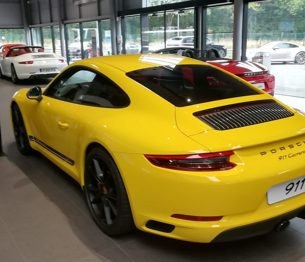 Centre Porsche Nantes 1