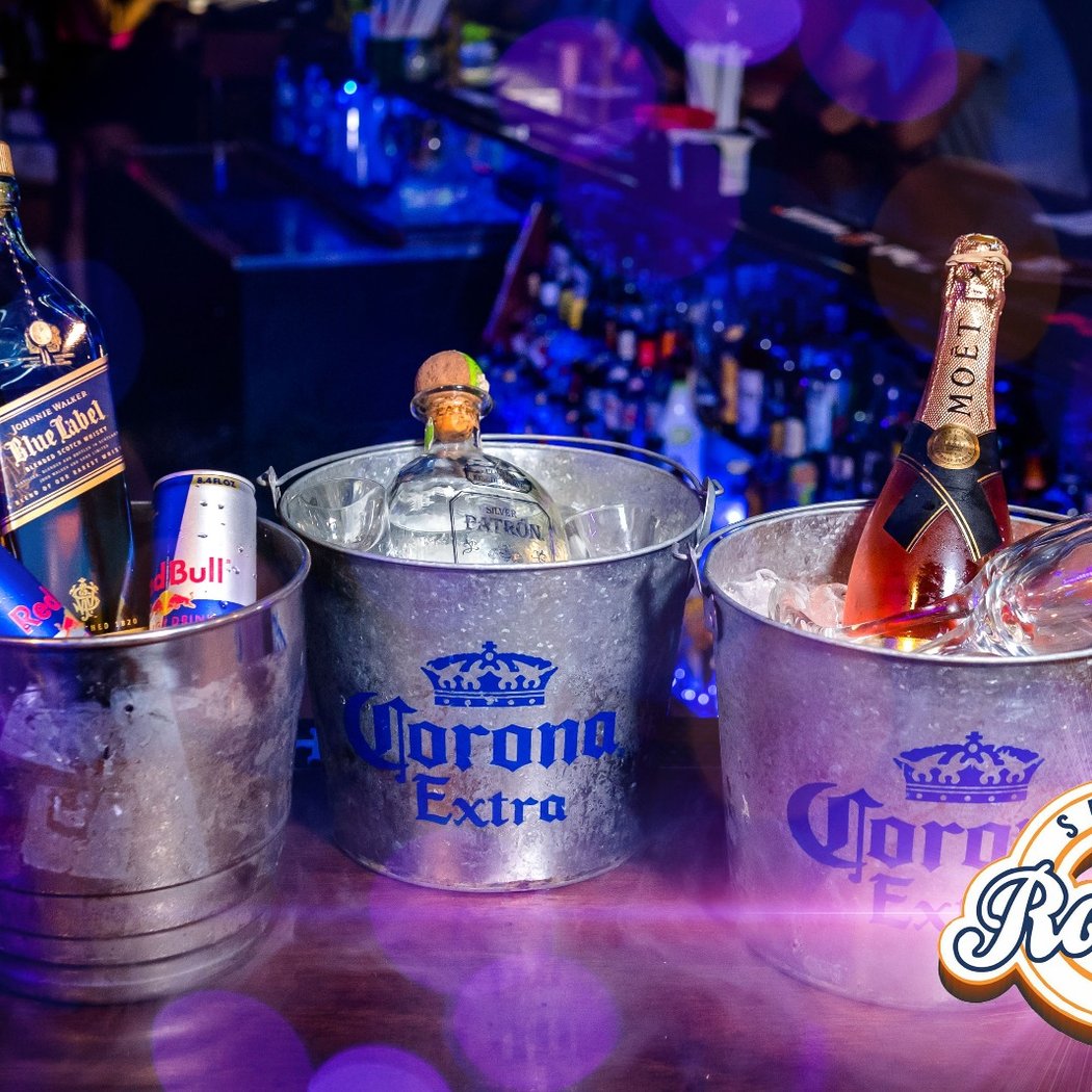 Rosies Sport Bar 1