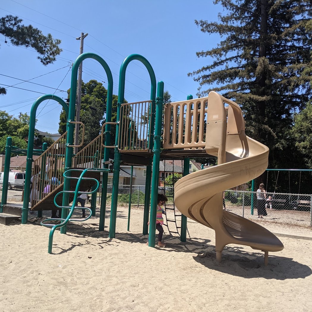 Avenue Terrace Park 1