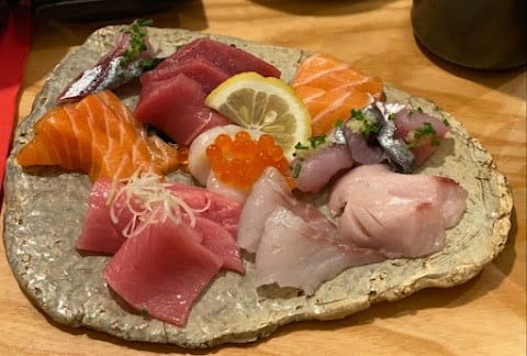 Le Bar à sushi Izumi 5