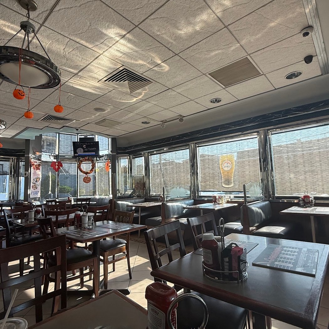 Crosstown Diner 3