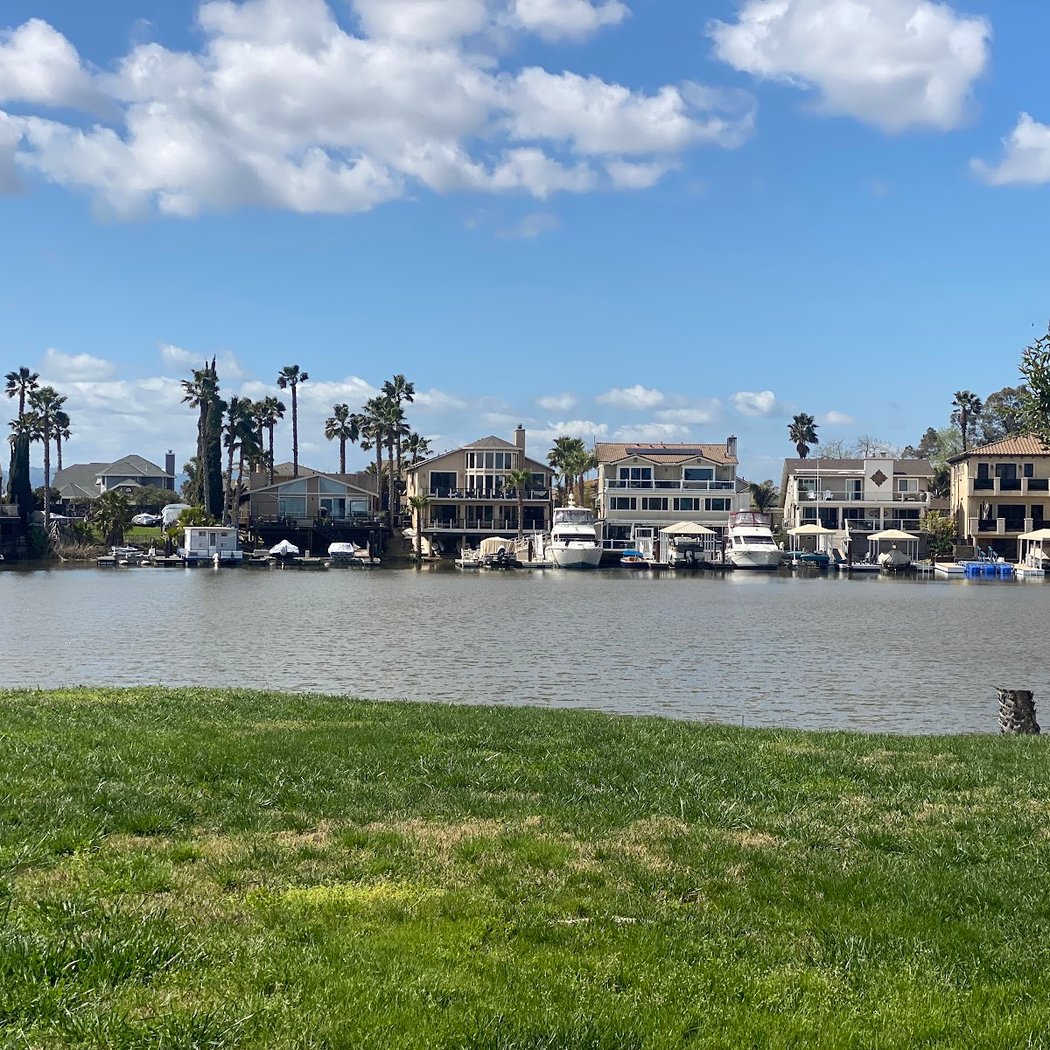 Discovery Bay Marina 3