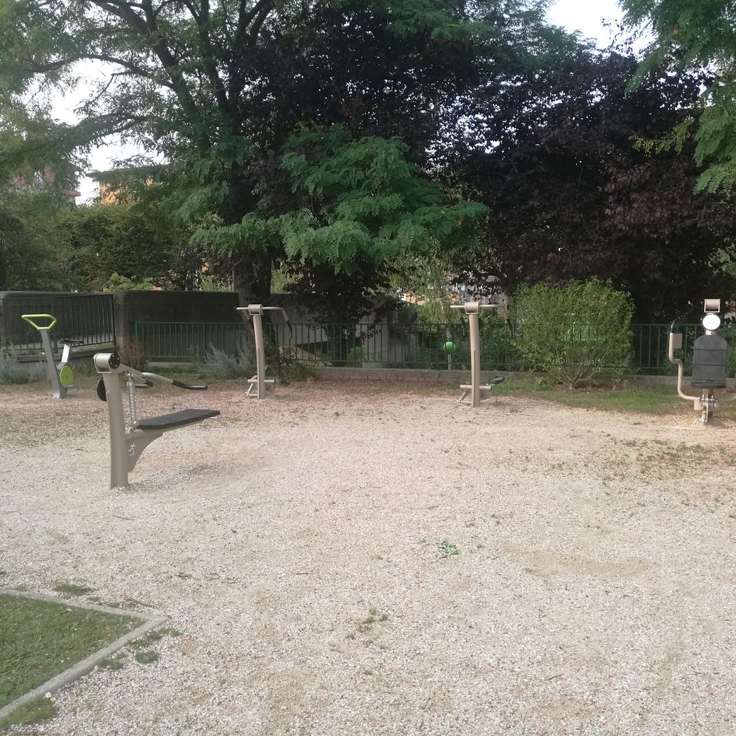 Square Léon Bourgeois 2