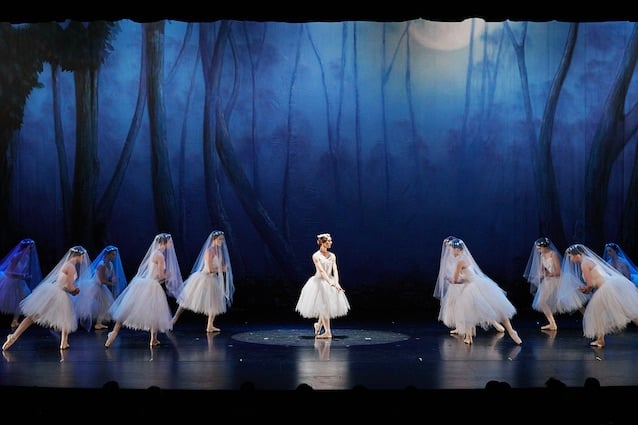 Ballet Theatre of Phoenix 2